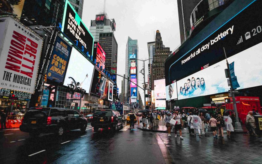 How Can Families Make the Most of Their Visit to Times Square in New York City?