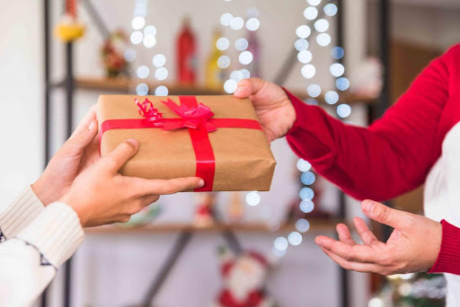 5 Facts To Be Checked While Buying Return Gifts Online
