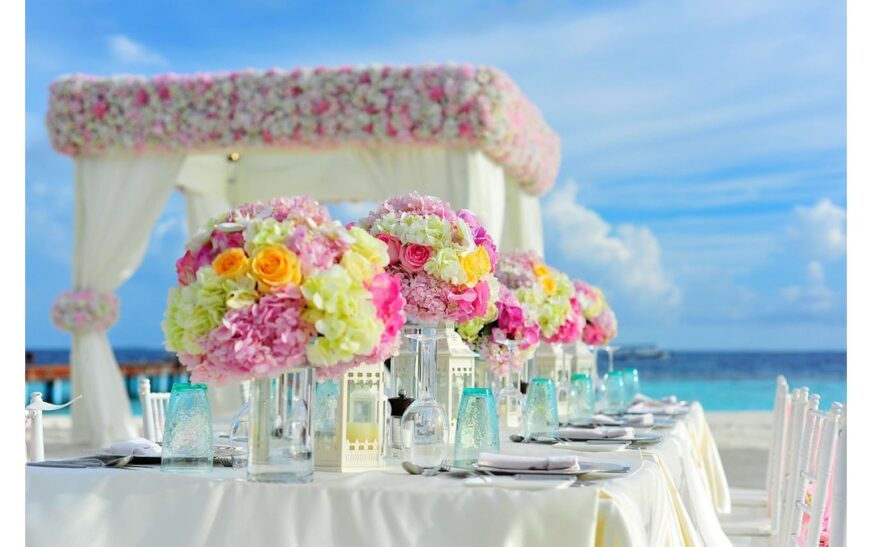 The Art of Wedding Reception Centerpieces: Trends and Tips