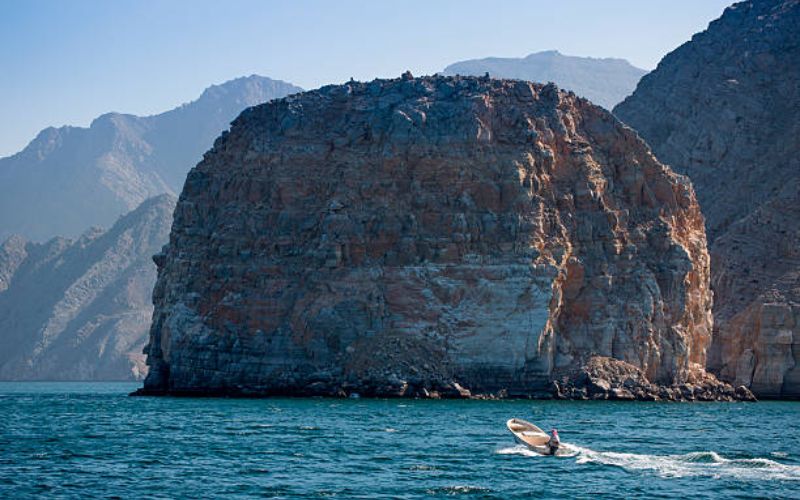 Top 10 Must-Do Activities in Musandam Dibba from Dubai