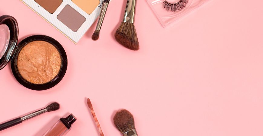 El Mercado Global de Maquillaje: Expansión y Tendencias en un Sector Dinámico