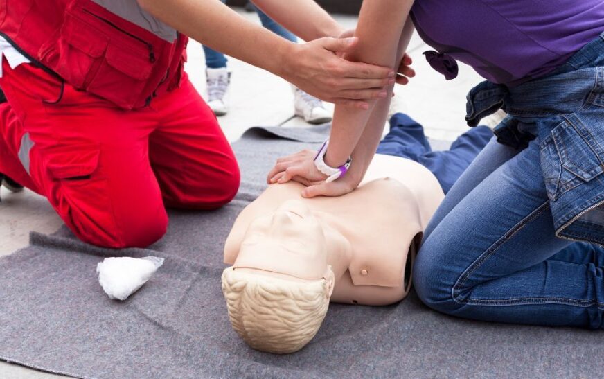 The Importance of CPR AED Courses in Mount Greenwood, IL: